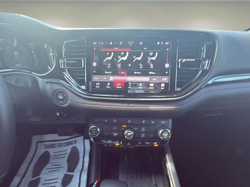 Used 2025 Dodge Durango GT image 10