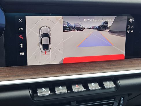 Used 2024 Porsche 911 Carrera image 18