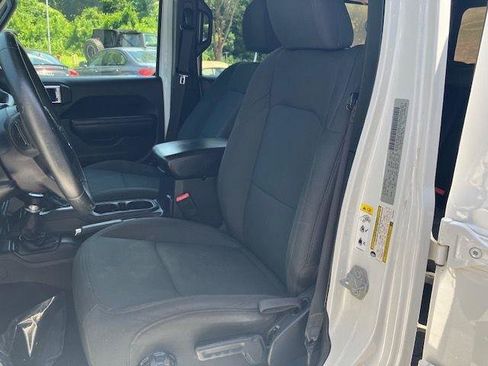 Used 2018 Jeep Wrangler Unlimited Sport S image 14