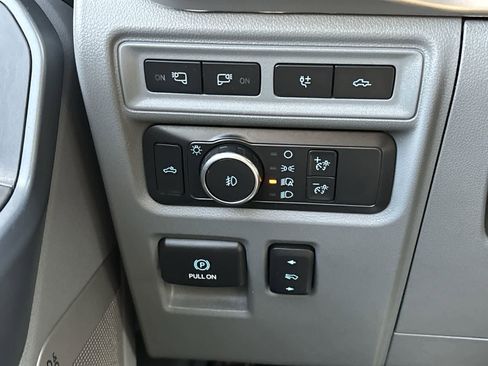 Used 2021 Ford F150 XLT w/ Equipment Group 302A High image 8