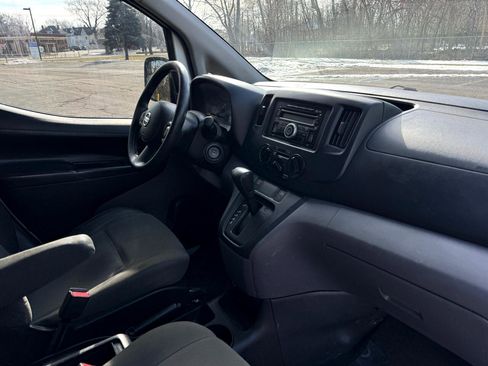 Used 2013 Nissan NV200 S w/ Cruise Control Pkg image 31