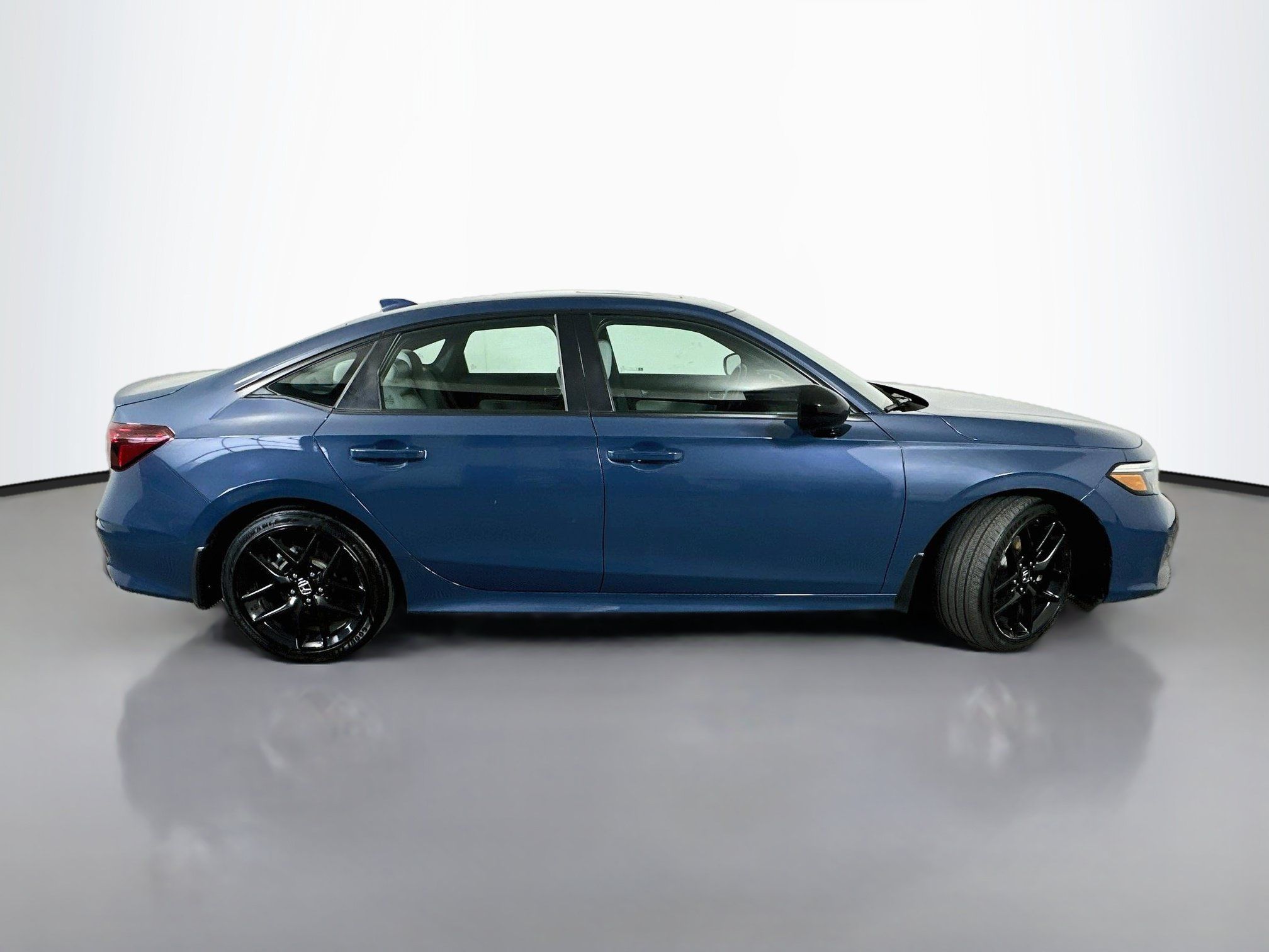 Used 2025 Honda Civic Sport image 8