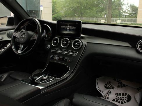 Used 2018 Mercedes-Benz GLC 43 AMG 4MATIC image 27