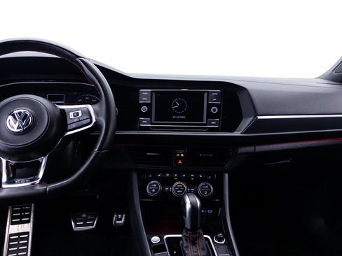 Used 2020 Volkswagen Jetta GLI FWD image 5