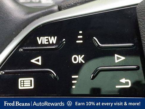 Used 2022 Audi Q4 e-tron Premium Plus w/ Premium Plus AWD/4WD image 28