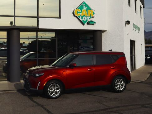 Used 2024 Kia Soul LX w/ Option Group 015 image 7