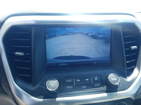 Used 2018 GMC Acadia SLT FWD image 20