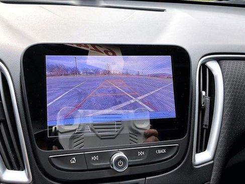 Used 2024 Chevrolet Malibu LS image 14