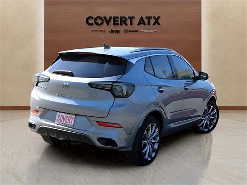 Used 2024 Buick Encore GX Avenir image 5