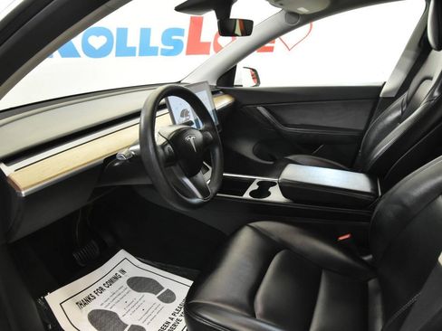 Used 2022 Tesla Model Y Long Range AWD/4WD image 11