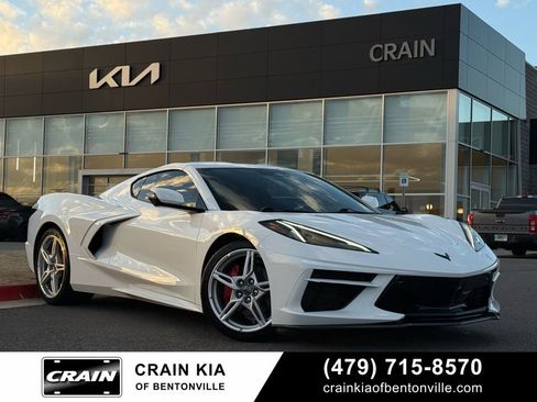 Used 2025 Chevrolet Corvette Stingray Preferred Cpe w/ 2LT image 1