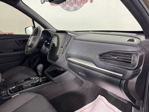 Used 2026 Subaru Forester Premium AWD/4WD image 12