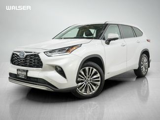 Used 2024 Toyota Highlander Platinum AWD/4WD video 1