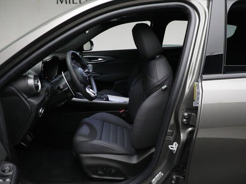 Used 2024 Alfa Romeo Tonale Veloce image 19