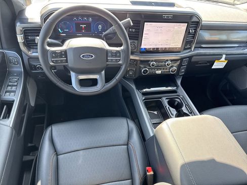 New 2026 Ford F250 Lariat w/ Black Appearance Package image 23