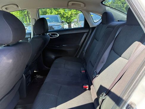 Used 2014 Nissan Sentra SR w/ SR Driver Package FWD image 24