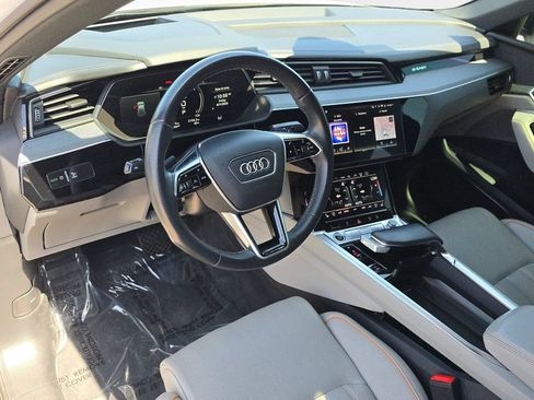 Certified 2024 Audi Q8 e-tron Prestige AWD/4WD image 19