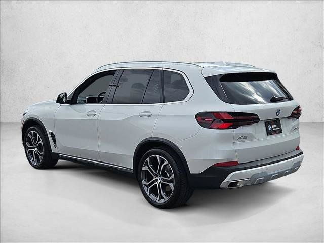 Certified 2026 BMW X5 xDrive40i w/ Premium Package AWD/4WD image 8