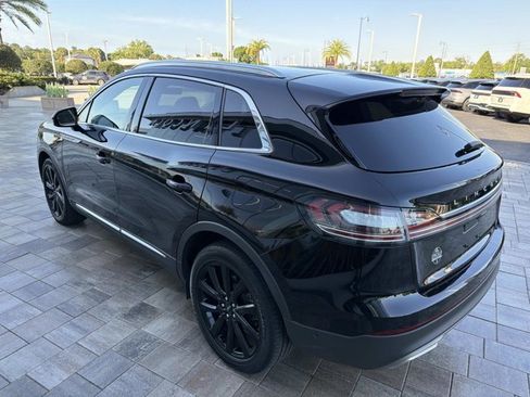 Used 2023 Lincoln Nautilus Reserve w/ Equipment Group 201A FWD image 4