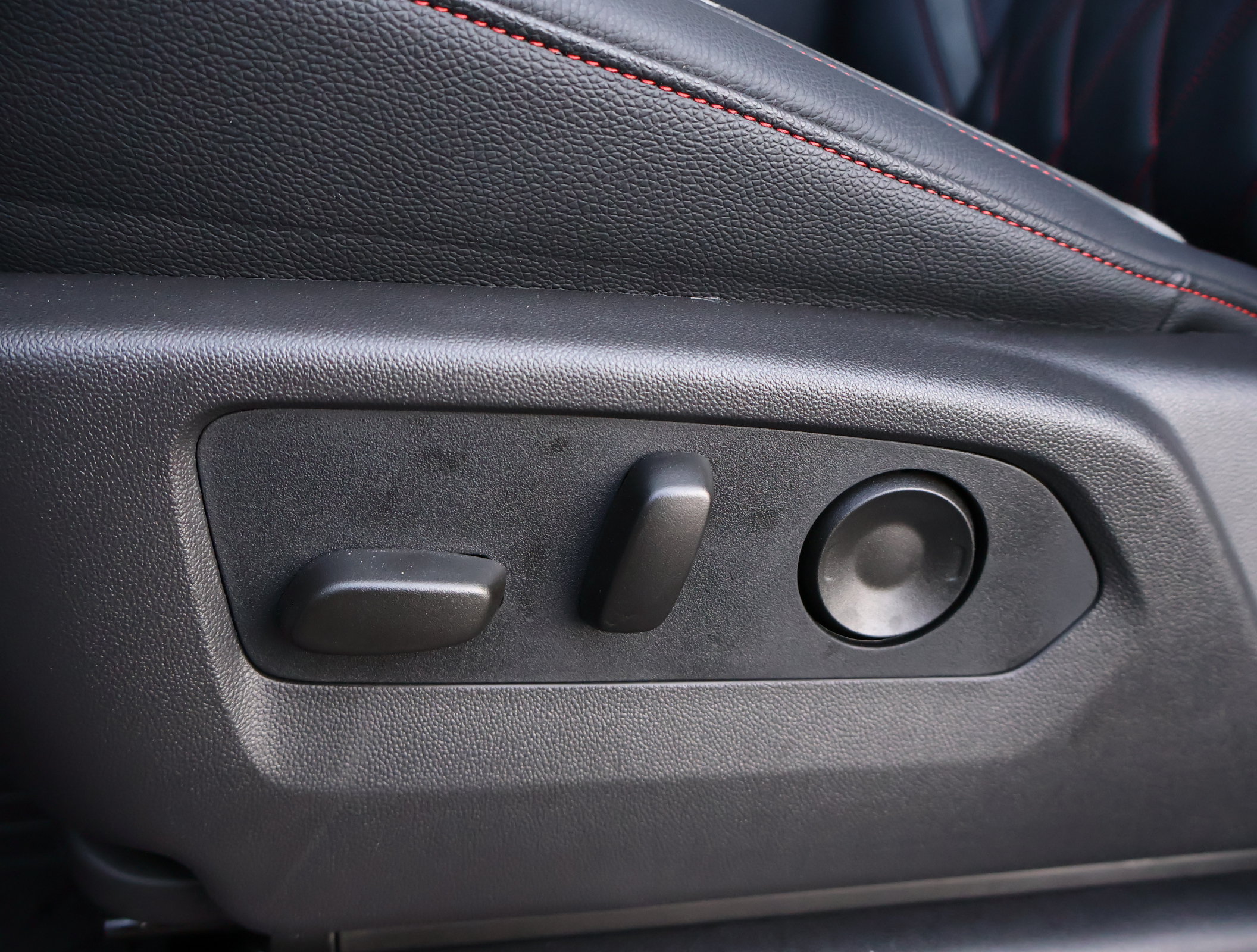 New 2026 Chevrolet Silverado 1500 RST AWD/4WD image 10