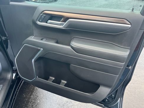 Used 2025 Chevrolet Silverado 1500 RST image 26