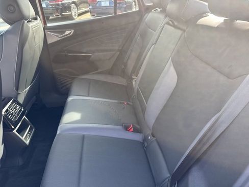 Used 2024 Volkswagen ID.4 S image 33