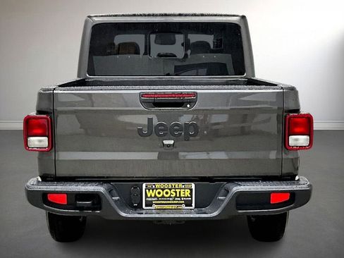 New 2026 Jeep Gladiator Sport AWD/4WD image 4