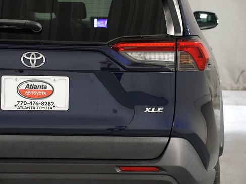 Certified 2023 Toyota RAV4 XLE FWD image 10