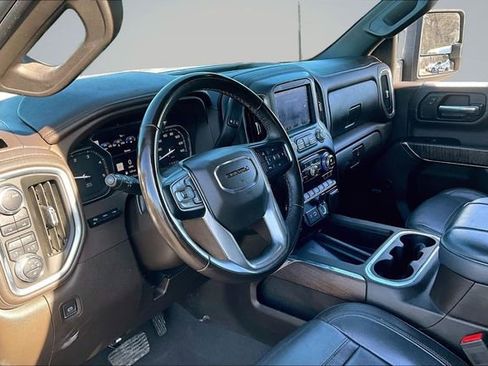 Used 2023 GMC Sierra 2500 Denali w/ Denali Ultimate Package image 18