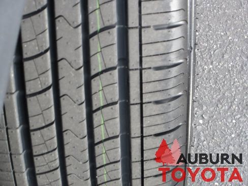 Used 2018 Jeep Compass Latitude image 5