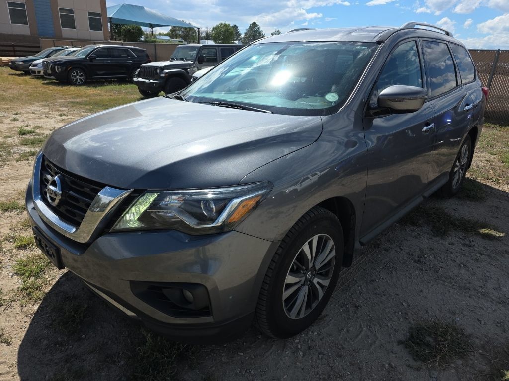 Used 2017 Nissan Pathfinder SV w/ Trailer Tow Package AWD/4WD image 1
