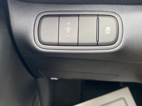 New 2026 Hyundai Venue SEL image 21