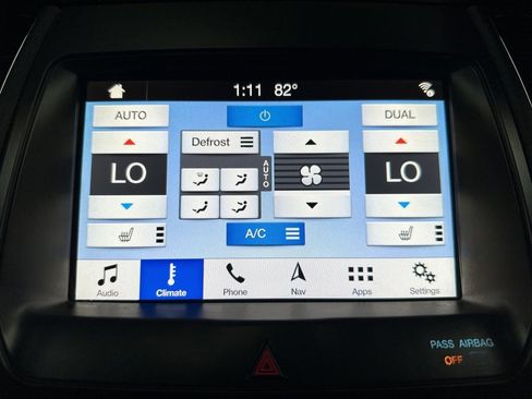 Used 2018 Ford Taurus SEL w/ Equipment Group 201A image 28