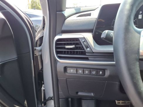 Used 2024 Kia Telluride SX X-Line AWD/4WD image 17