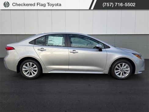 New 2026 Toyota Corolla LE image 2