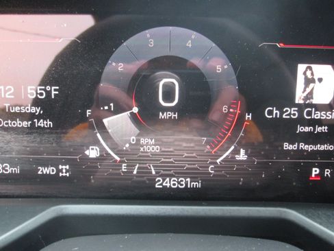 Certified 2025 GMC Acadia Elevation image 15