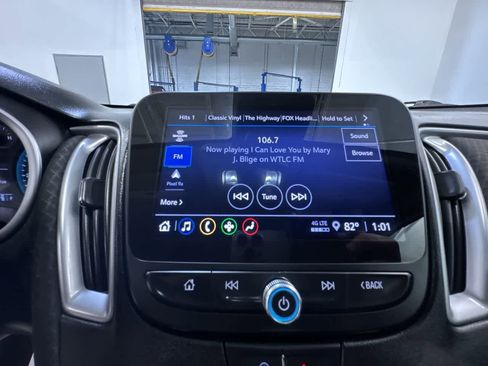 Used 2024 Chevrolet Malibu LT image 25