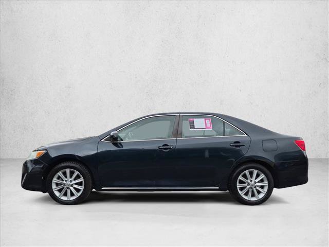 Used 2014 Toyota Camry XLE w/ Leather Package FWD image 9
