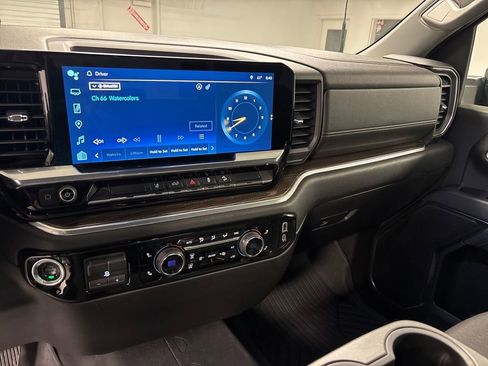 Certified 2024 Chevrolet Silverado 2500 LT image 41