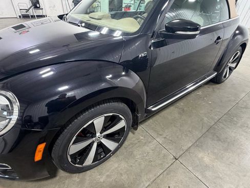 Used 2014 Volkswagen Beetle R-Line image 10