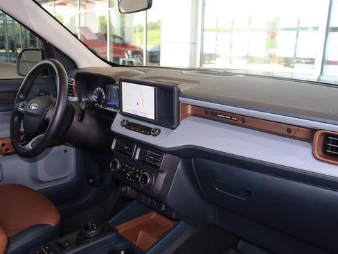 Used 2023 Ford Maverick Lariat w/ Lariat Luxury Package AWD/4WD image 42
