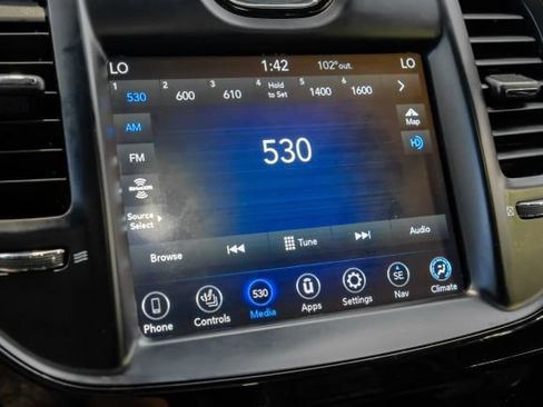 Used 2022 Chrysler 300 S RWD image 35