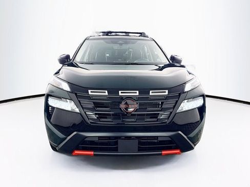 New 2026 Nissan Rogue SV AWD/4WD image 2