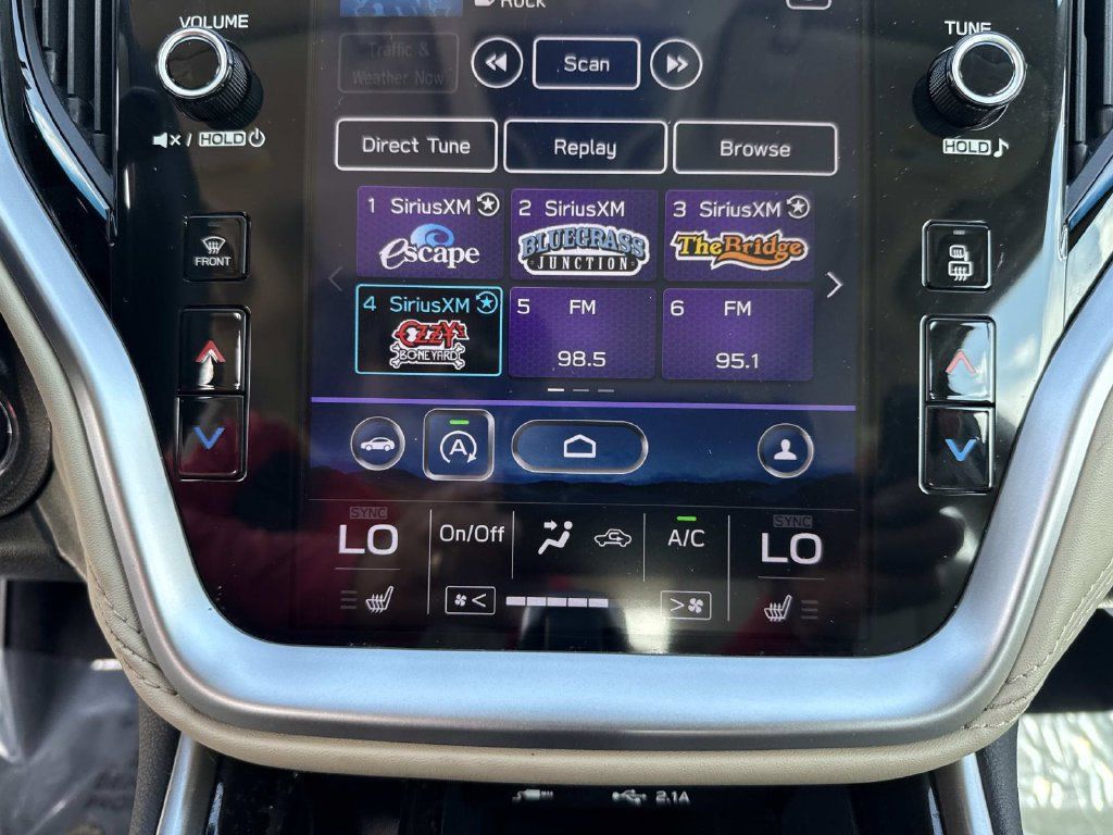 Used 2020 Subaru Legacy Limited AWD/4WD image 32