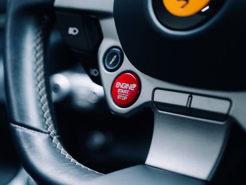 Used 2019 Ferrari 812 Superfast RWD image 36