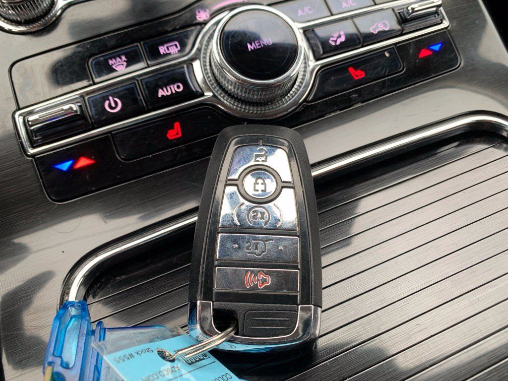 Used 2023 Lincoln Nautilus AWD w/ Premium Package image 52