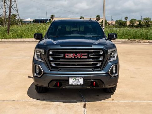 Used 2021 GMC Sierra 1500 AT4 w/ AT4 Premium Package AWD/4WD image 2