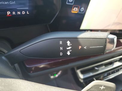 Used 2025 Chevrolet Traverse Z71