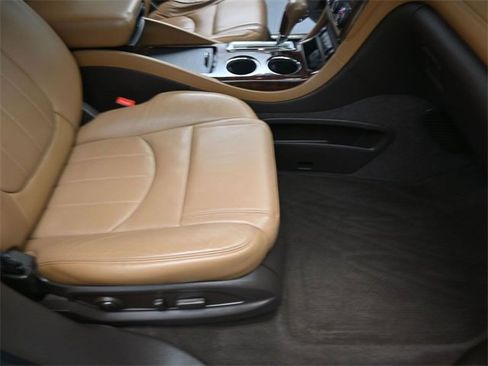 Used 2016 Buick Enclave Premium w/ Experience Buick Package image 28