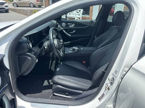 Used 2020 Mercedes-Benz E 350 Sedan image 17